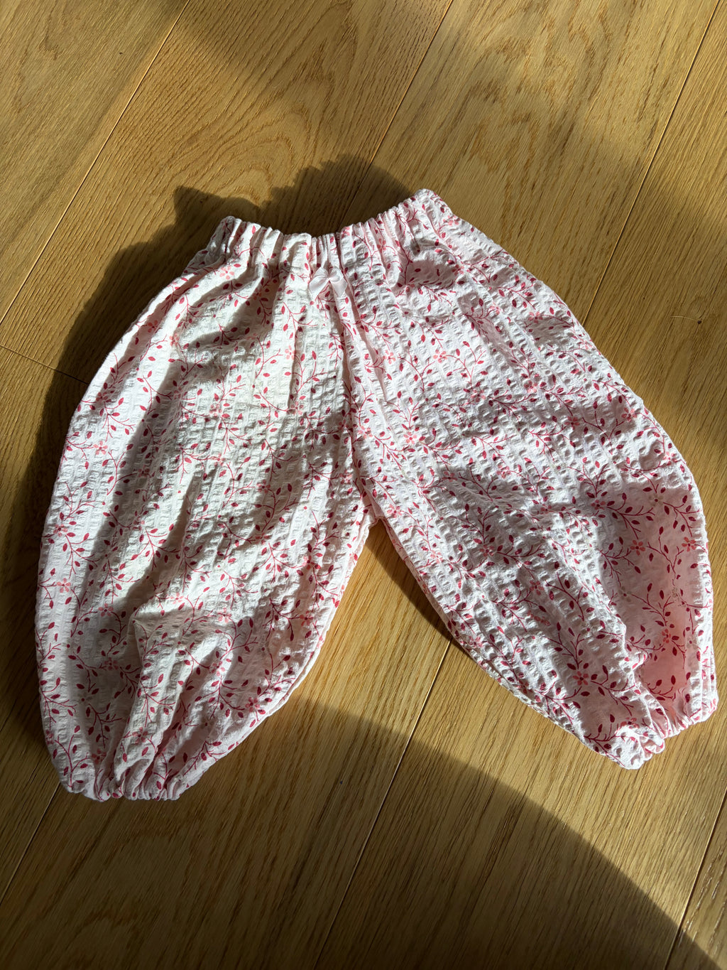 Bukse i krepp str 1-2 år